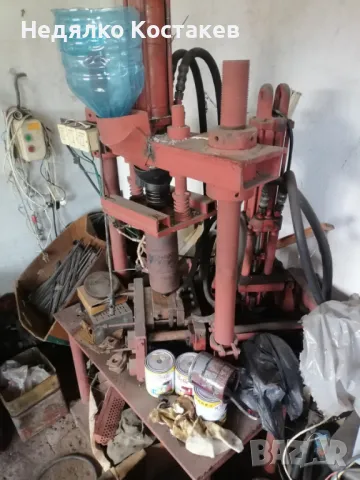 Щприцове за пластмасови изделия , снимка 3 - Други машини и части - 49346875