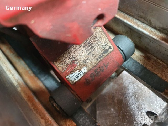 Диамантено пробивна машина hilti, снимка 3 - Други машини и части - 40241818