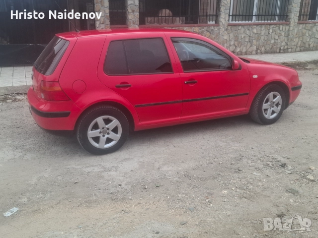 Продавам Volkswagen Golf IV - 2001 г., 1.9 TDI, 90 к.с.  Колата е бетон – напълно обслужена и  готов, снимка 2 - Автомобили и джипове - 52104044