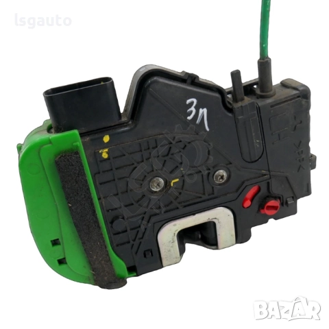 Брава задна лява врата  Hyundai i40 2011-2018 ID: 155521