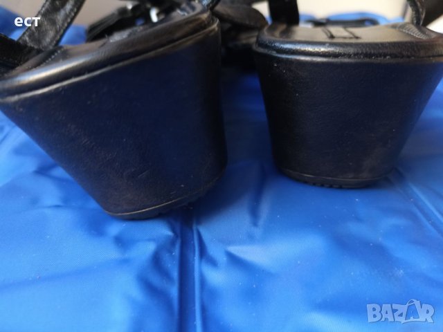 Дамски сандали Ecco, снимка 3 - Сандали - 37439947