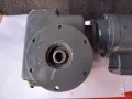 мотор редуктор бавнооборотен, снимка 2