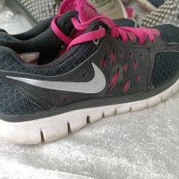 дамски маратонки Nike Flex 2013 Rn Gs Running Shoe, 37-38, снимка 4 - Маратонки - 44150805