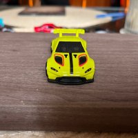 Hotwheels-Aston Martin, снимка 2 - Колекции - 42460498