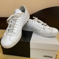 Оригинални дамски обувки ADIDAS, снимка 1 - Дамски ежедневни обувки - 37653711