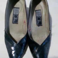 Дамски черни лачени обувки, снимка 2 - Дамски обувки на ток - 39660722