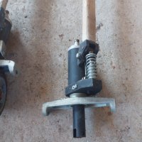 Механизъм за палетна количка дръжка,  цилиндър,  помпа , снимка 3 - Селскостопанска техника - 14523170