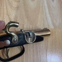 Стара реплика на кремъчен пистолет – бензинова запалка, снимка 5 - Антикварни и старинни предмети - 40483293