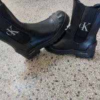 Calvin Klein boots Дамски боти , снимка 4 - Дамски боти - 39104802