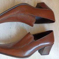 Дамски обувки Geox естествена кожа, снимка 2 - Дамски ежедневни обувки - 39968644
