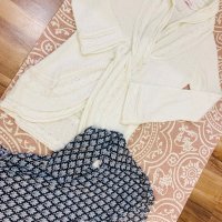 Лот бял пуловер ORSAY + H&M блузка, размер XS, снимка 1 - Блузи с дълъг ръкав и пуловери - 42878636
