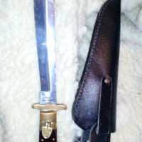 Ножчета - джобни и ножове колекционерски, снимка 1 - Антикварни и старинни предмети - 31368542
