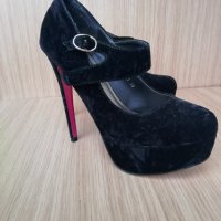 Дамски обувки , снимка 2 - Дамски обувки на ток - 40699927