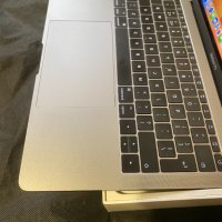 13" MacBook Pro A1708 (2017) Space Gray-8GB RAM/256GB SSD- КАТО НОВ, снимка 3 - Лаптопи за работа - 40787627