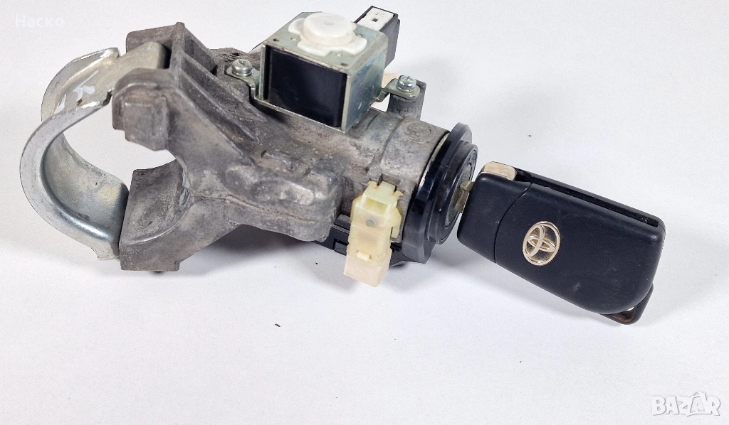 Контактен Ключ Патронник с Ключ и Клеморед Toyota Yaris P13 Hybrid Тойота Ярис Хибрид П13 2017-2019, снимка 1