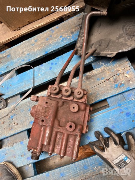 хидроразпределител P 75-3023, 3-секционен, за трактор ЮМЗ и БАГЕРИ , снимка 1