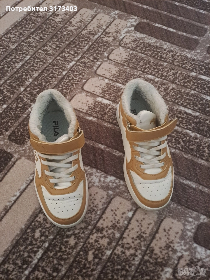 Продавам детски боти, снимка 1