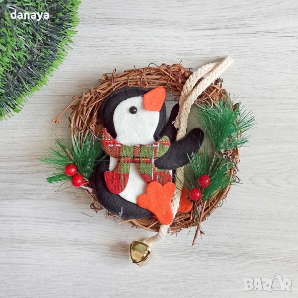 3388 Коледен венец с декорация пингвинче, 15см, снимка 1