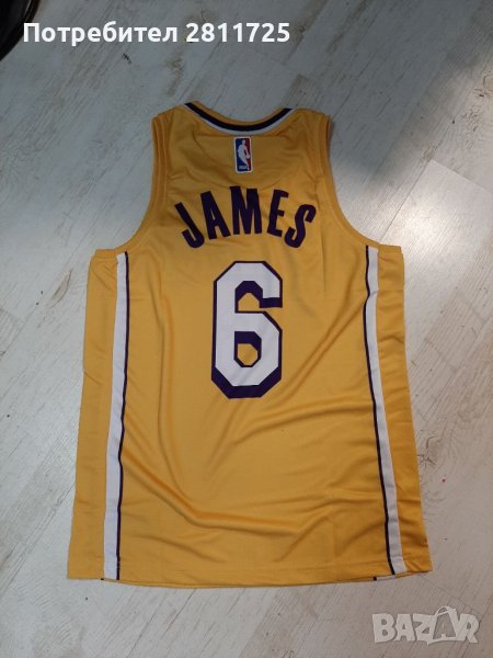 Леброн Джеймс баскетболен потник , снимка 1