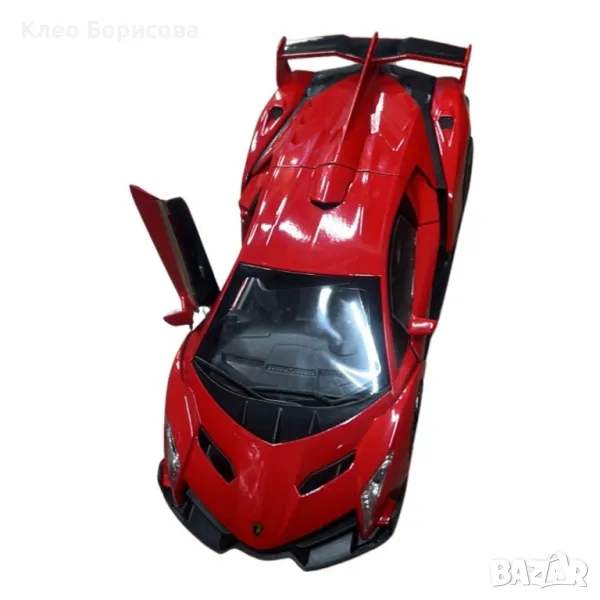 Метална количка 1:24 с реалистични светлини, звуци и дим, снимка 1