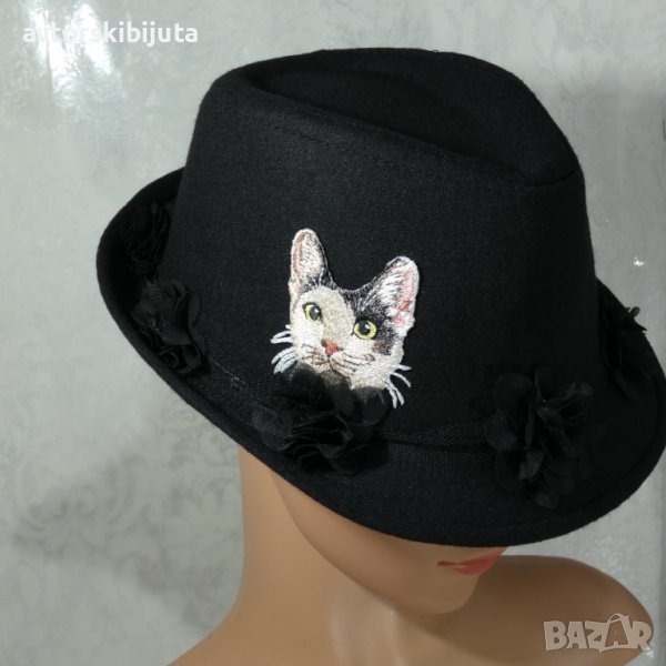 ⚜️ Черна шапка тип бомбе с коте №3315, снимка 1