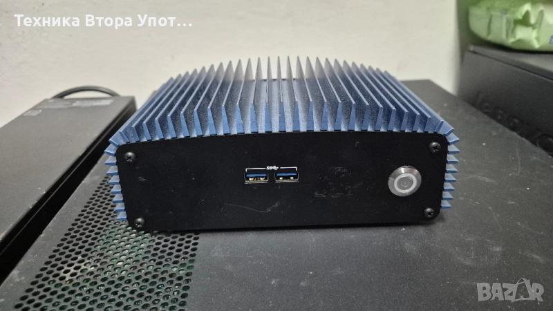 Мини компютър Intel Nuc i3-7100, снимка 1