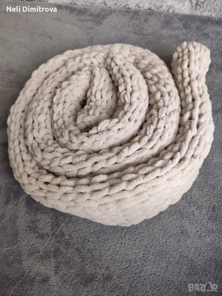 Едноцветен плетен шал, снимка 1