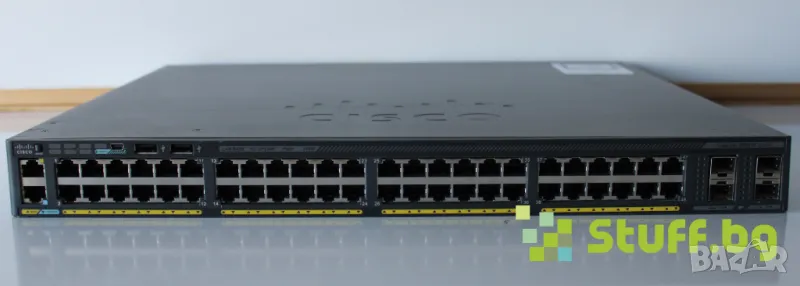 Суич Cisco Catalyst 2960X, снимка 1