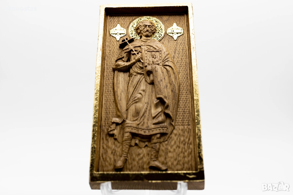 Позлатена икона на свети Виктор от масивен дъб със злато, снимка 1