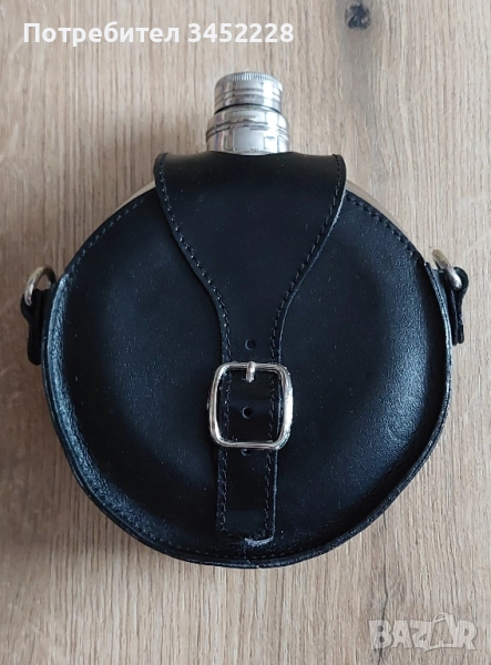 манерка с кожен калъф за ценители отлична , снимка 1