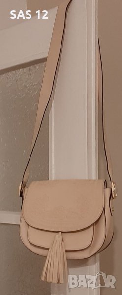 Стабилна,бежова чанта с розов оттенък, снимка 1