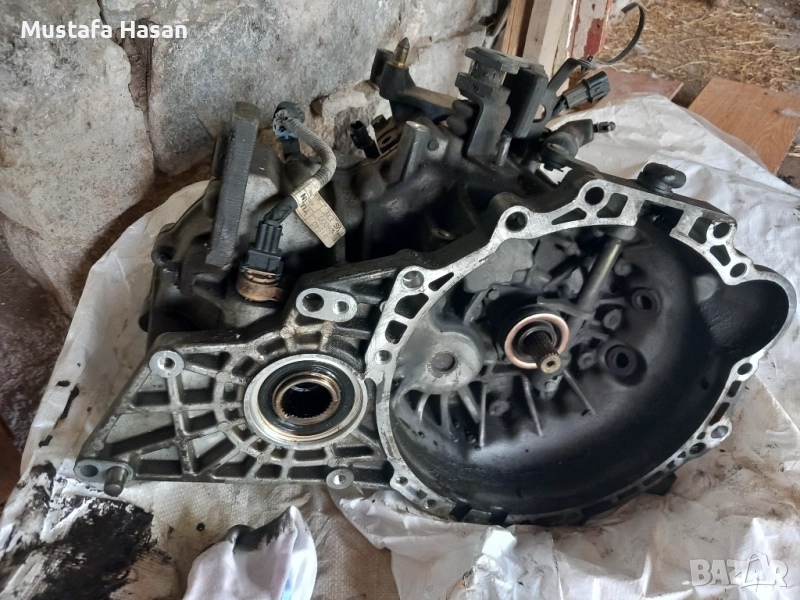 Продавам скоростна кутия за Хюндайа Санта Фе 2004-2005г , снимка 1