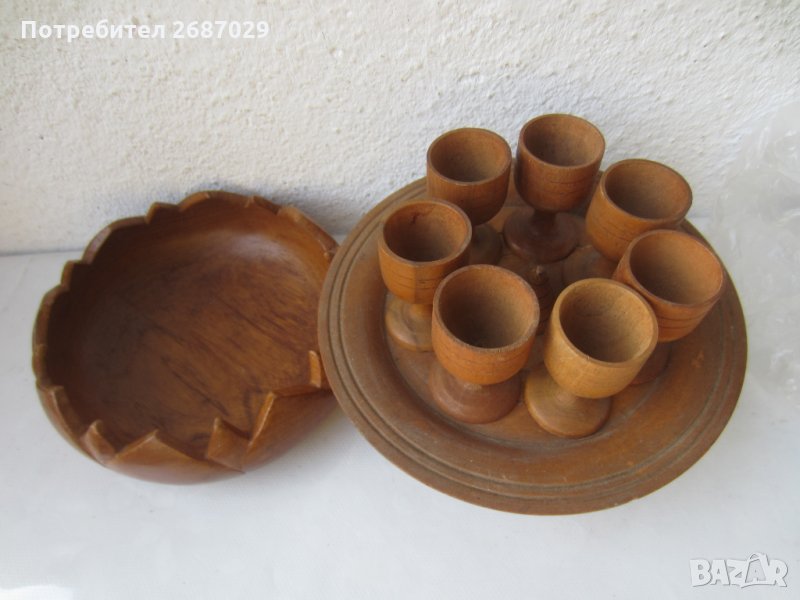 дървен съд и стар сервиз  с 7 чаши и кръгъл поднос, листо, копанка, снимка 1