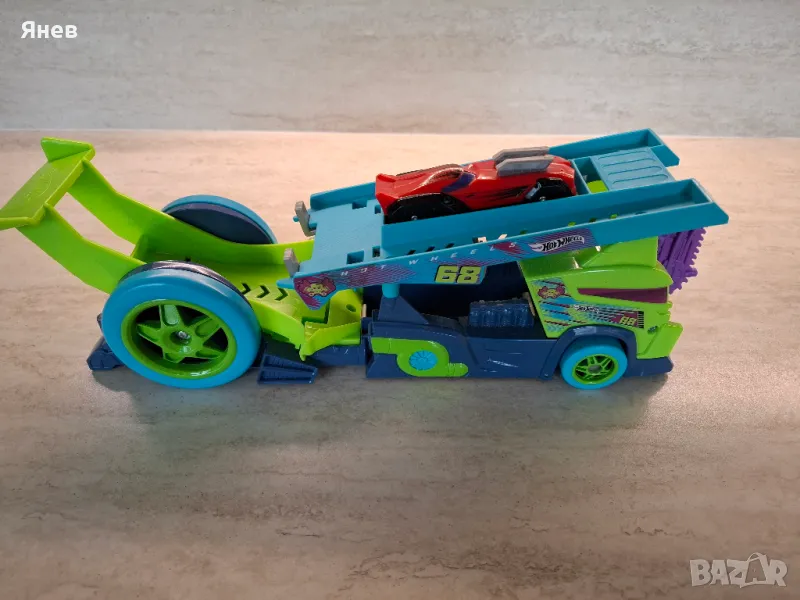 Hot Wheels Split Seeders Камион изстрелвачка, снимка 1