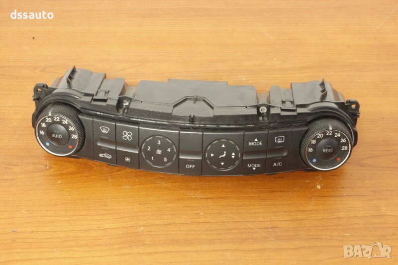 Панел климатик Mercedes W211 VDO OEM 2118300490 E320 E280 E220, снимка 1