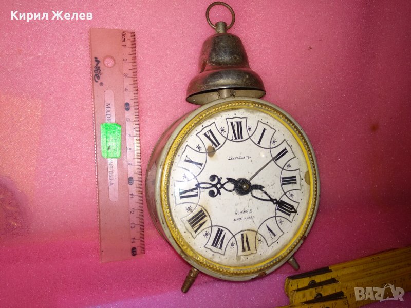 JANTAR MADE in USSR Стар РУСКИ БУДИЛНИК МЕХАНИЧЕН НАСТОЛЕН ЧАСОВНИК ЯНТАР СССР 43630, снимка 1