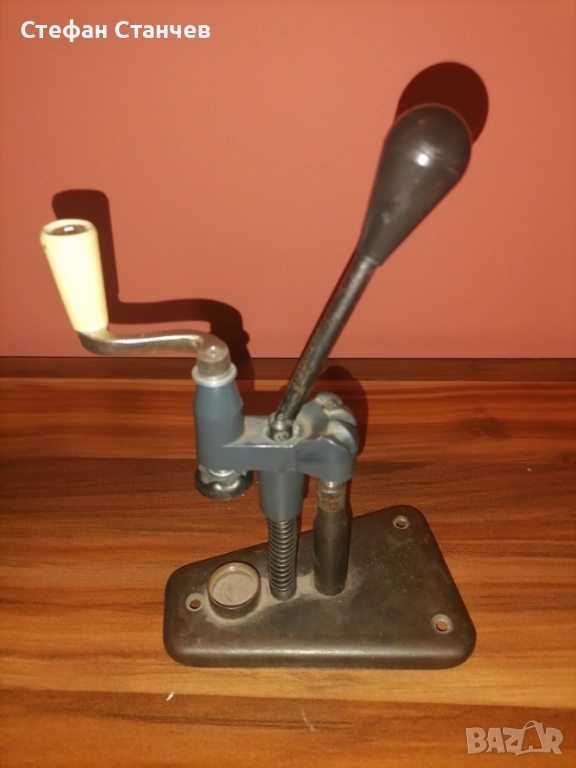 Машина за направа на ловни 12 к, снимка 1