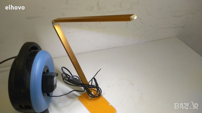 Настолна LED лампа, снимка 1