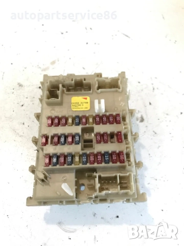 Кутия с предпазители за Nissan Primera P12 2.2 DCI (2005) 24350AV700