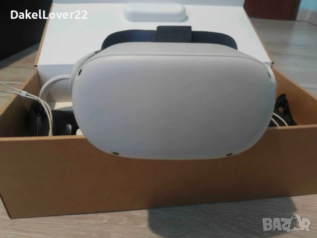 Meta Quest 2 (Oculus) 128GB + Elite Strap + Калъфи. Перфектен!, снимка 8 - Други игри и конзоли - 54245636