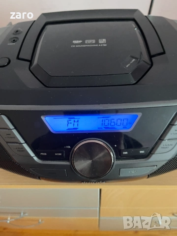 Радиокасетофон с CD Philips AZ 780, снимка 2 - Радиокасетофони, транзистори - 54157880