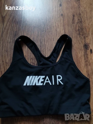 nike sport bra - страхотно дамско бюстие КАТО НОВО М , снимка 3 - Корсети, бюстиета, топове - 50620689