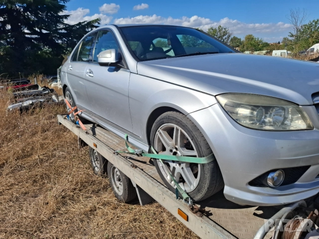 Мерцедес С класа W204 2.2CDI 2009г. Само На Части, снимка 3 - Автомобили и джипове - 51928169