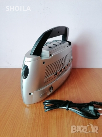 Grundig concert boy-240, снимка 6 - Радиокасетофони, транзистори - 51627039