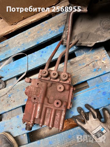 хидроразпределител P 75-3023, 3-секционен, за трактор ЮМЗ и БАГЕРИ 