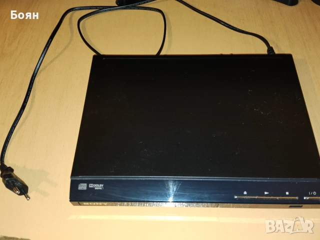 DVD плеър Sony DVP-SR760H