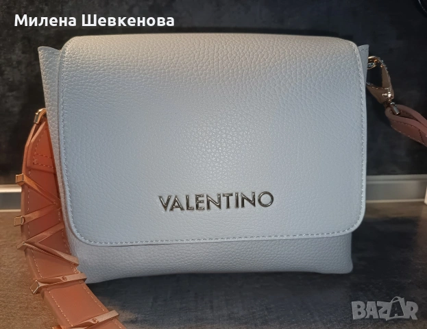 Нова дамска чанта VALENTINO, снимка 4 - Чанти - 54180572