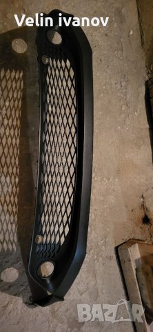 Решетка в предна броня за тойота CHR, снимка 3 - Части - 39653292