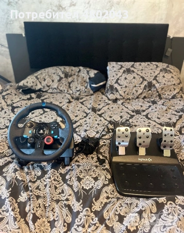 Logitech g29 използван е само 2 месеца