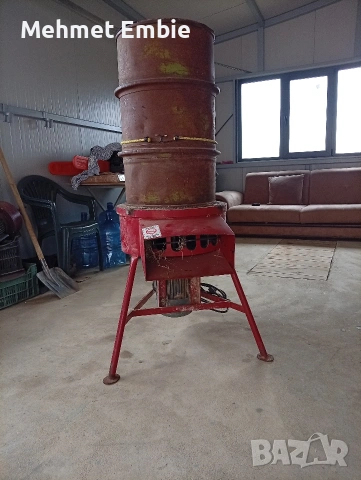 фуражомелка (дробилка) за слама и люцерна 